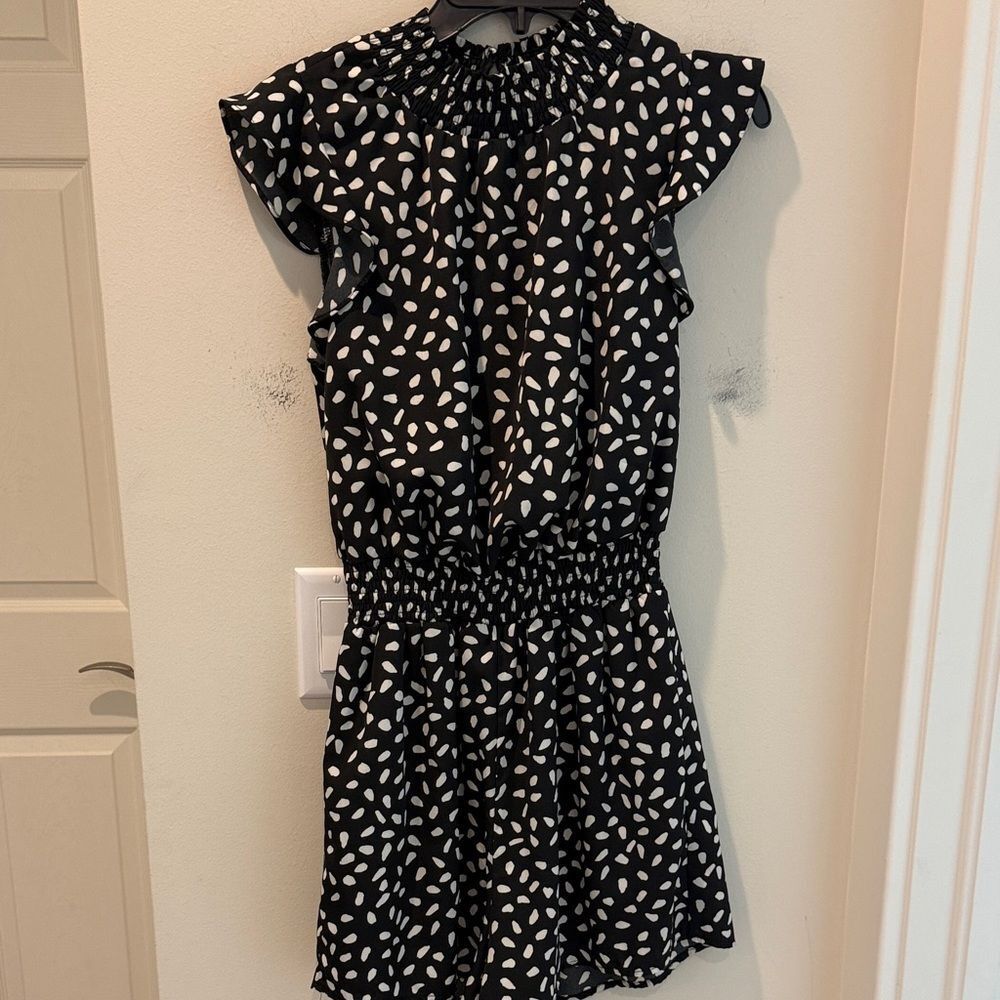 L Love Black and White Patterned Jumpsuit with Mock neck size Small
